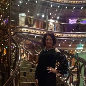 Meet your Posher, Carolyn